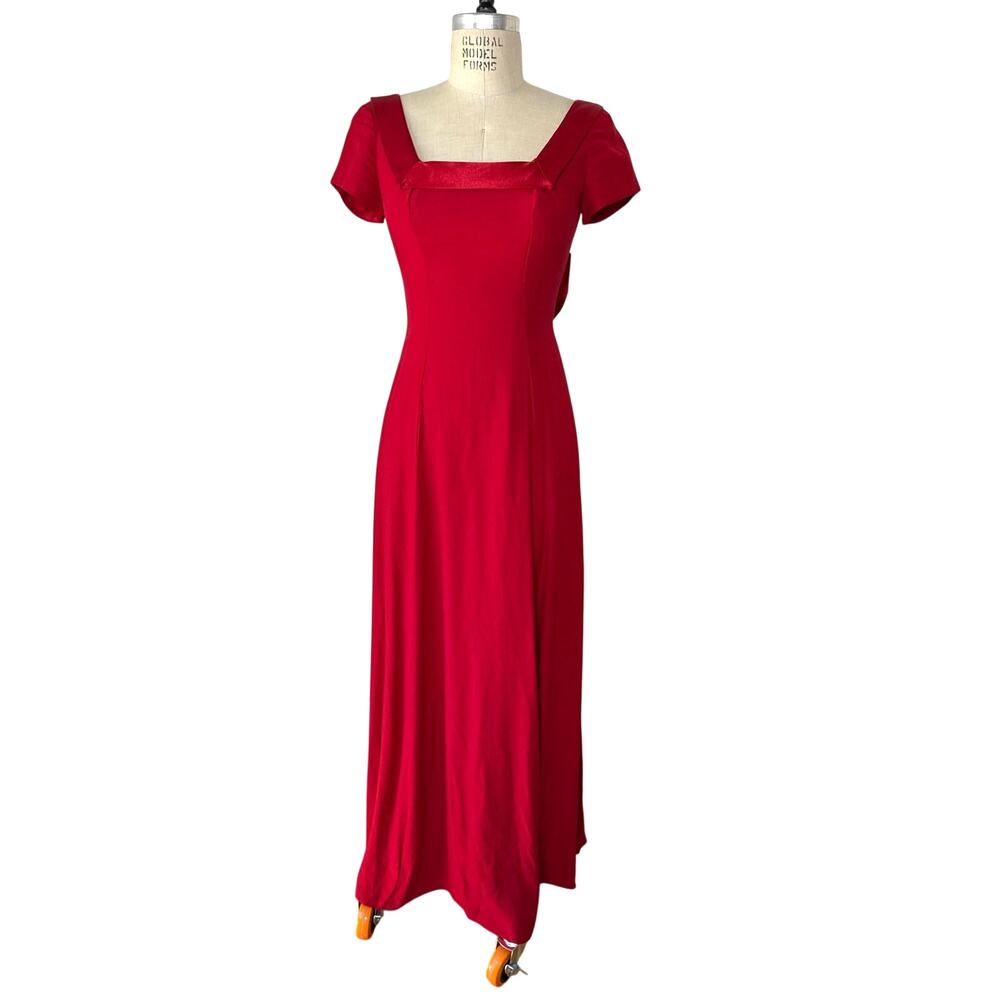 Vintage Long Red Party Dress Large Bow Accent Trim on Back Size 6 Formal Maximal
